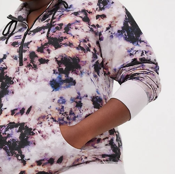 🎉 HOST PICK🎉 Torrid Purple Tie Dye Active Zip Sweatshirt - Picture 3 of 7